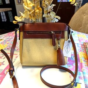 NWT St. John's Bay shoulder/crossbody bag.